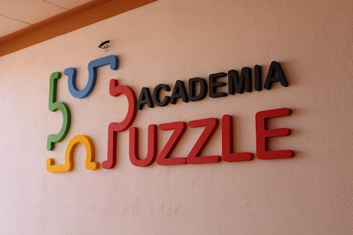 Academia Puzzle, Centro de educación en Churriana de la Vega,Granada
