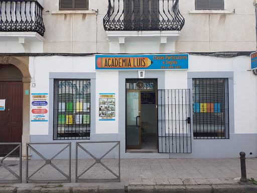 Academia Luis (Clases Particulares, Inglés Y Cursos De Formación), Escuela en La Línea de la Concepción,Cádiz