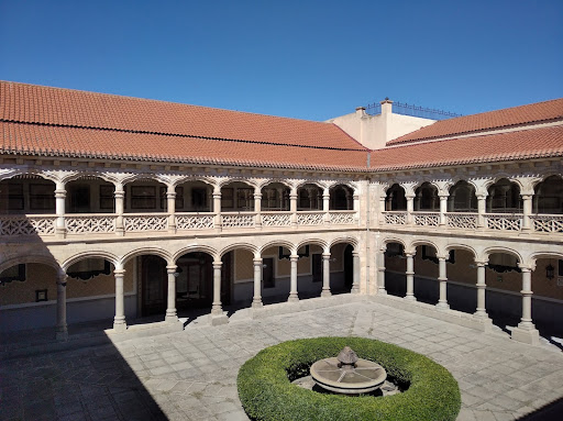 Artillery Academy, Institución educativa en Segovia,Segovia