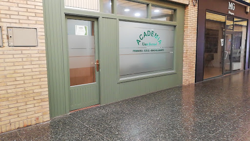 Academia Usán Bernad, Centro de capacitación en Ejea de los Caballeros,Zaragoza