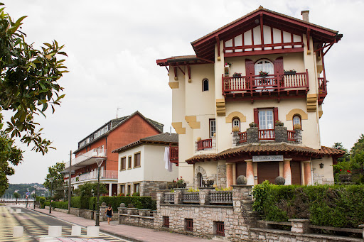 Academia Ekintza, Escuela en Hondarribia,Gipuzkoa