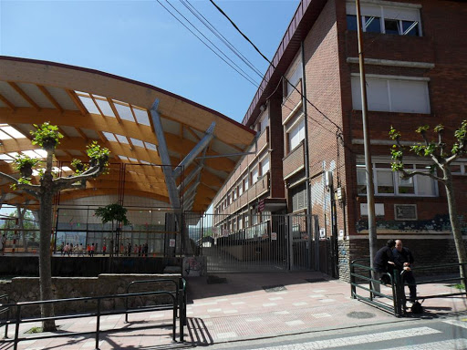 Colegio Público Kueto, Institución educativa pública en Sestao,Bizkaia