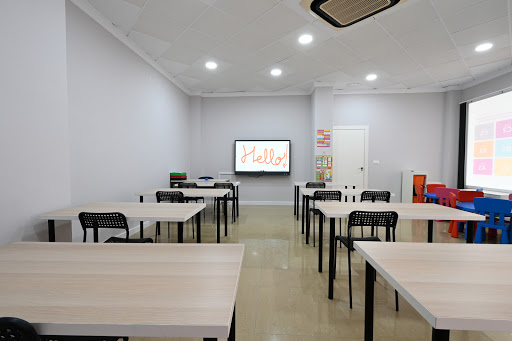 Hello Adra School of Languages, Escuela de idiomas en Adra,Almería