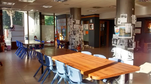 CENESBA - Centres de Formació, Escuela de inglés en Sant Vicenç dels Horts,Barcelona