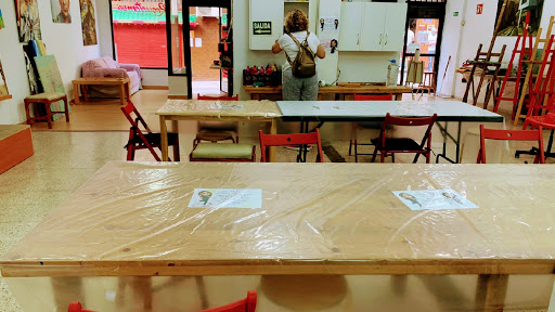 Requetemuá - Academia De Artes Plásticas, Escuela de Arte en Telde,Las Palmas