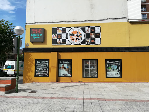 ESCUELA DE AJEDREZ MASTER CHESS, Escuela en Burgos,Burgos