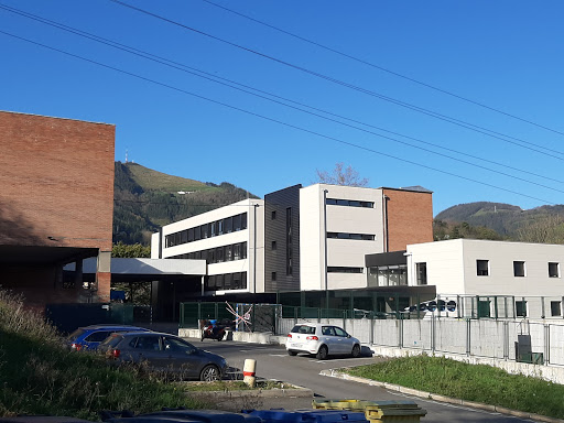Txindoki Bigarren Hezkuntzako institutoa, Escuela intermedia en Beasain,Gipuzkoa