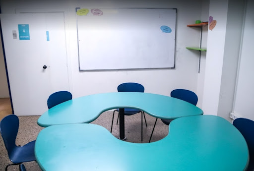 Camp de Les Corts, Escuela de idiomas en Barcelona,Barcelona