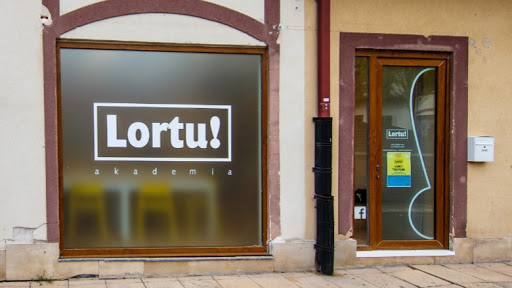 Lortu! Gabinete Pedagogikoa, Escuela de abarrotes en Irun,Gipuzkoa