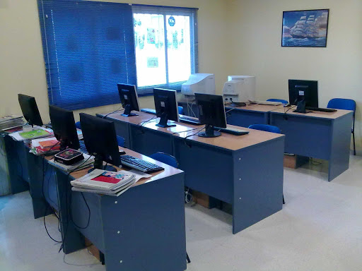 Centro de Formación Gauss,S.L., Servicio de tutoría en Estepona,Málaga