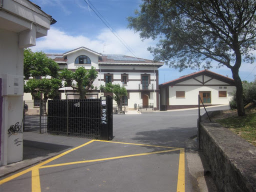Gatikako Eskola (HHLH), Escuela en Gatika,Bizkaia