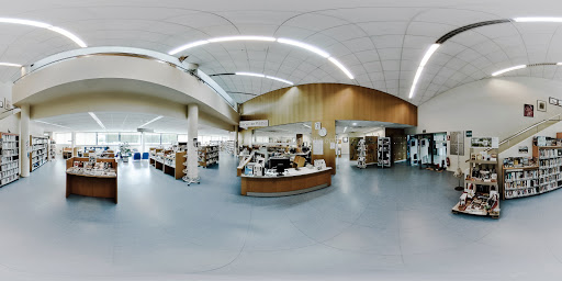 Centre Cultural La Roca, Centro Cultural en La Roca del Vallès,Barcelona