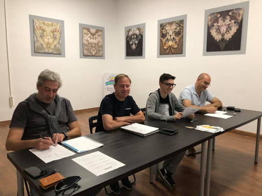 Centre Homonay - acadèmia d'anglès, repàs, música i escola russa, Escuela de idiomas en Mollet del Vallès,Barcelona