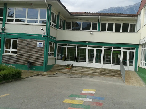 C.P.E.B. Las Arenas, Institución educativa pública en Las Arenas,Asturias