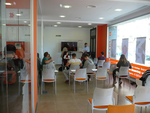 Academia Oposiciones y Cursos | MasterD Sevilla, Centro de capacitación en Seville,Sevilla