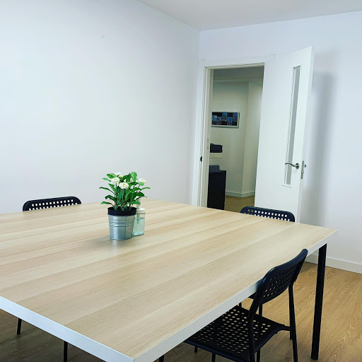Nottingham, Escuela de inglés en A Coruña,A Coruña