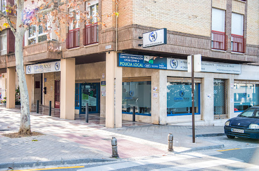 Centro Nous, Estudio de estudio en Granada,Granada