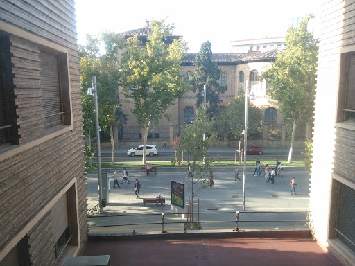 Academia de inglés en Zaragoza | English and Music Education, Escuela de inglés en Zaragoza,Zaragoza