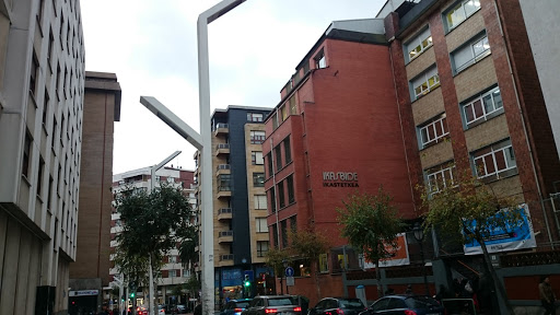 Ikasbide Ikastetxea, Escuela Autónoma en Bilbao,Bizkaia