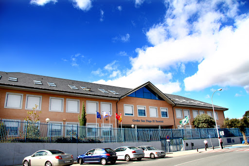 Colegio Gredos San Diego El Escorial, Escuela en El código postal 28280 corresponde a la localidad española de El Escorial.,Madrid