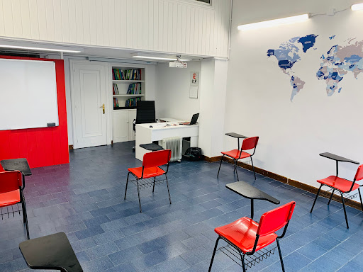 The Real Academy of English, Escuela de inglés en Irun,Gipuzkoa