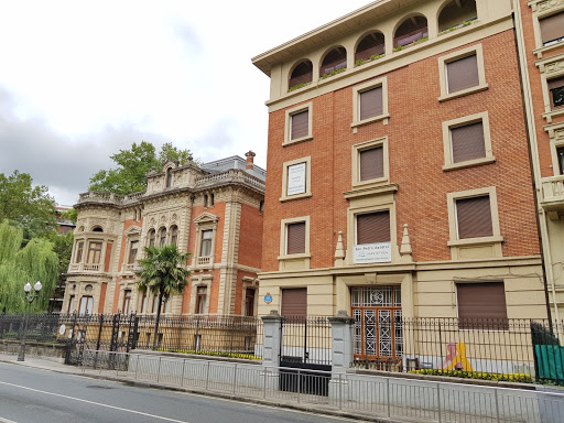 San Pedro Apóstol, Institución educativa privada en Bilbao,Bizkaia
