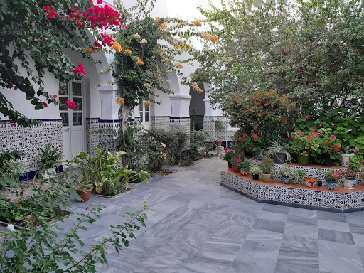 Colegio Jesús María y José, Escuela en Conil de la Frontera,Cádiz
