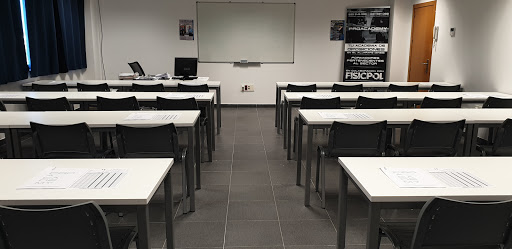 PROACADEMY GINES, Escuela mixta en Gines,Sevilla