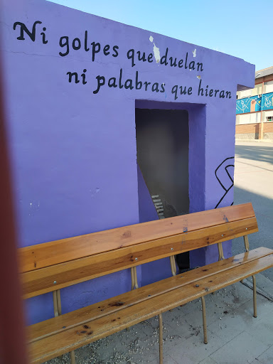 Colegio Miguel Hernandez, Escuela en Elda,Alicante