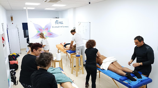 Alma, Escuela de Quiromasaje, Centro de entrenamiento en Salteras,Sevilla