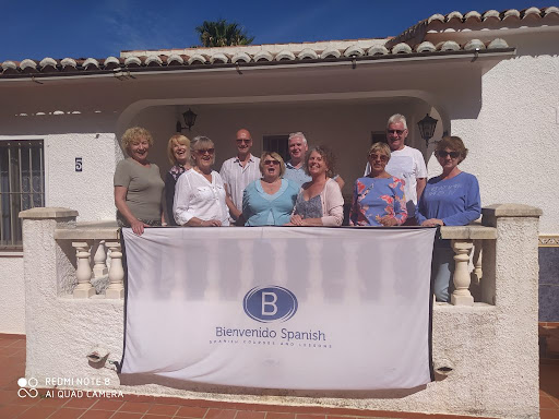 Bienvenido Spanish, Escuela de programas de idiomas extranjeros en Parcent,Alicante