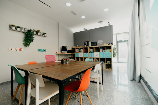 L'Aula Centre de reforç, Centro escolar en L'Hospitalet de l'Infant,Tarragona