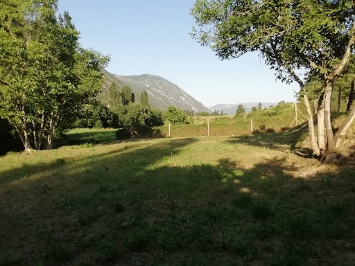 Terreny d'acampada Cabó, Campamento para niños en Cabó,Lleida