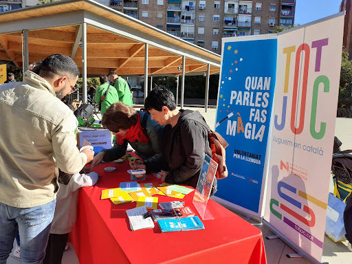Centre de Normalització Lingüística L'Heura (L'Heura), Escuela de idiomas en Santa Coloma de Gramenet,Barcelona