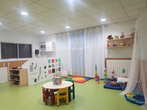 Sant Jaume - Les Heures (Llar-Infantil-Primària), Escuela en Lleida,Lleida