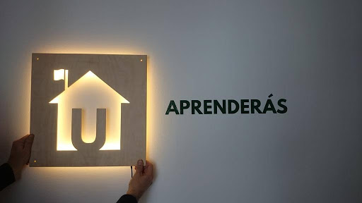 Unitaria, Escuela vocacional en Santiago de Compostela,A Coruña
