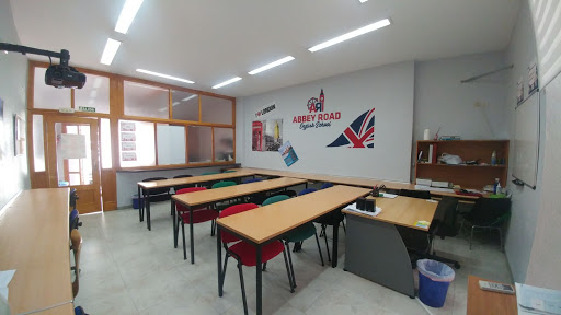 PABLO MORALES ENGLISH SCHOOL, Escuela de inglés en Jódar,Jaén