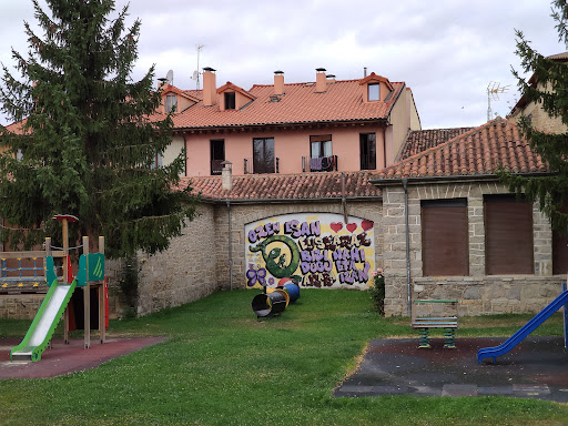 Argantzon Ikastola, Escuela primaria en La Puebla de Arganzón,Burgos
