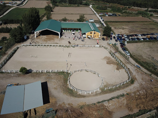 Equestrian Riding School, Escuela de equitación en El Burgo de Ebro,Zaragoza
