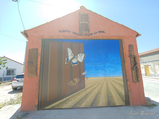 El Oso museo puertas pasar la vida, Museo al aire libre en El Oso,Ávila