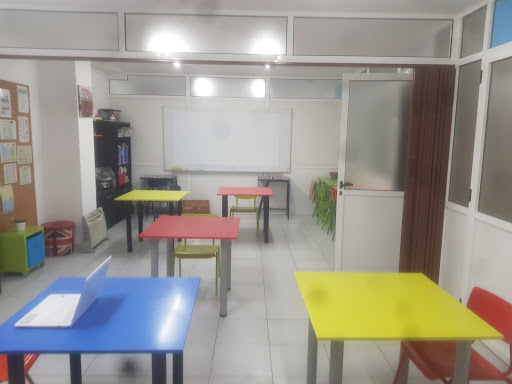 Academia de Inglés Cubick, Escuela de inglés en Allariz,Ourense
