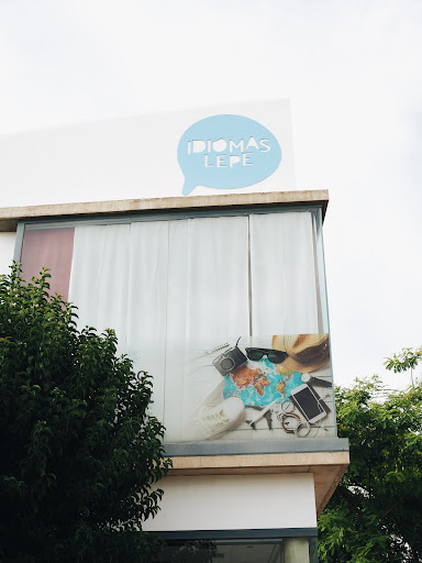Puzzle Language Center Languages, Escuela de idiomas en Lepe,Huelva