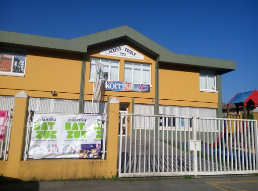 Colegio Público Dima Ugarana, Institución educativa pública en Ugarana,Bizkaia