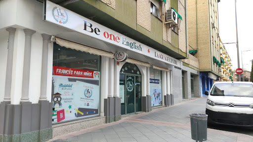 Be One English Language Centre, Escuela de inglés en Granada,Granada