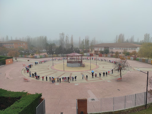 Carmen Martín Gaite Public School, Institución educativa pública en Santa Marta de Tormes,Salamanca