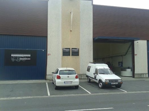 Ibarrabarri, Escuela en Leioa,Bizkaia