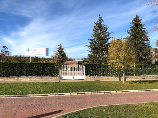 CEU Virgen Niña ikastetxea, Escuela charter en Vitoria-Gasteiz,Álava