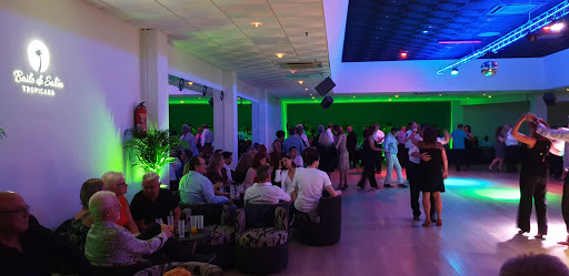 Sala de Baile de Salón Tropicana, Escuela de baile en Moraleja de Enmedio,Madrid