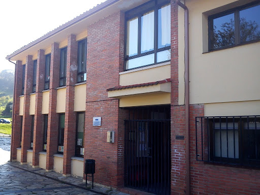Colegio Público Rural Agrupado Castrillón-Illas, Institución educativa pública en Callezuela,Asturias