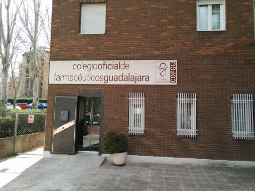 Official College of Pharmacists of Guadalajara, Institución educativa privada en Guadalajara,Guadalajara